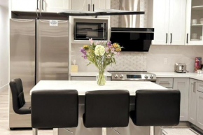 Dimond Abode #1 New Modern Luxe Spacious, Oakland, CA
